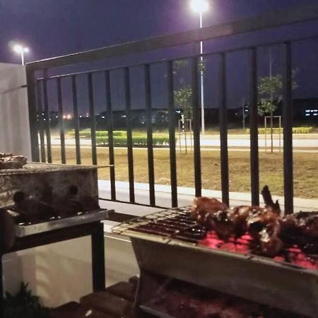 Prima Guest House - Puncak Alam Homestay Mus-Lim Friendly Bandar Puncak Alam Екстериор снимка